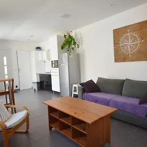 grand-studio-independant-avec-jardin-apartment-goussainville.fr-paris.fr/